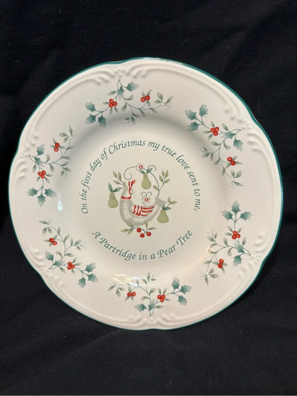 Pfaltzgraff First Day of Christmas 8” Plate Partridge in a Pear Tree